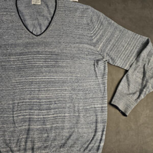 Herren Feinstrickpullover Grau mit V-Ausschnitt Größe L | 088