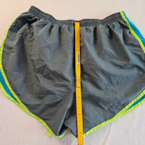 NIKE Dri-Fit Laufshorts Herren | Gr. L | Grau/Neongrün/Türkis | Innenhose | 037