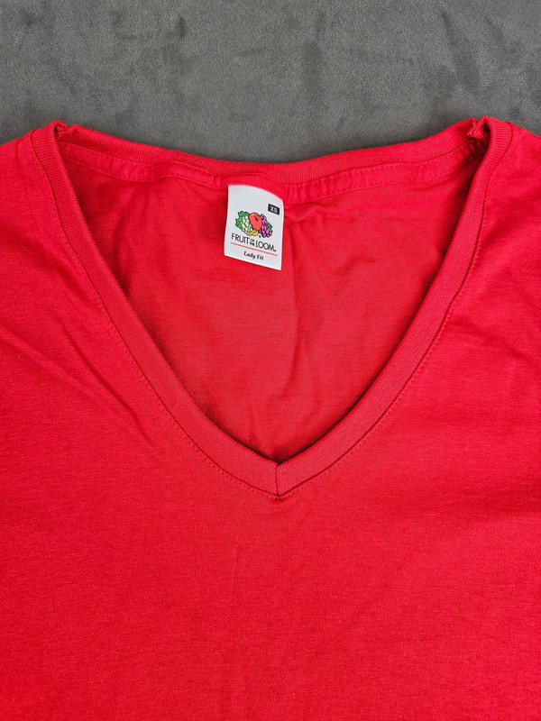 Fruit of the Loom Lady-Fit V-Neck T-Shirt – Red – XS |248