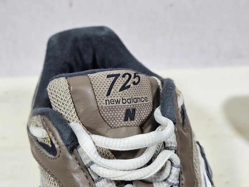 New Balance 725 Sneaker Beige Grau – EU 39,5 – Damen / Unisex | 561