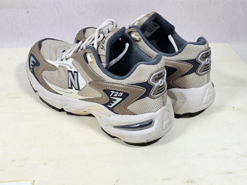 New Balance 725 Sneaker Beige Grau – EU 39,5 – Damen / Unisex | 561