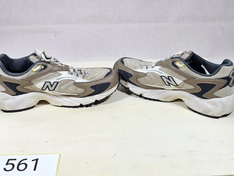 New Balance 725 Sneaker Beige Grau – EU 39,5 – Damen / Unisex | 561