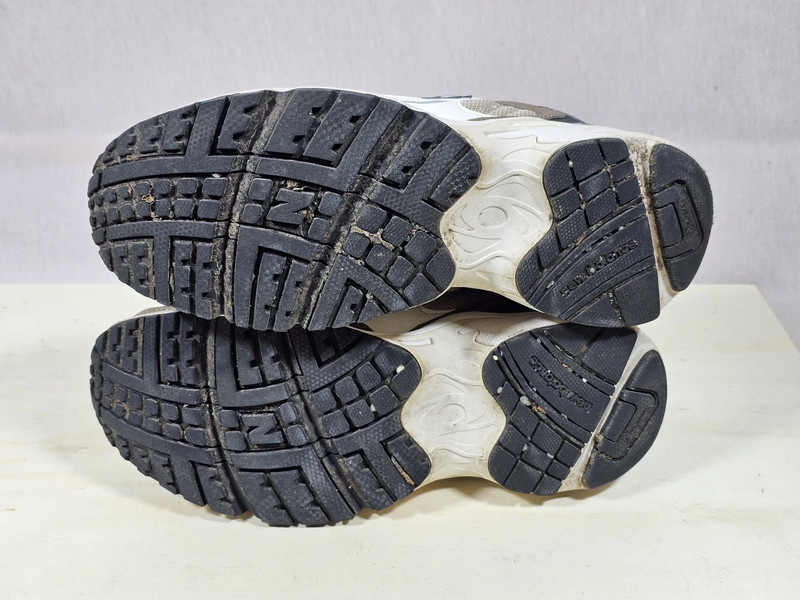 New Balance 725 Sneaker Beige Grau – EU 39,5 – Damen / Unisex | 561