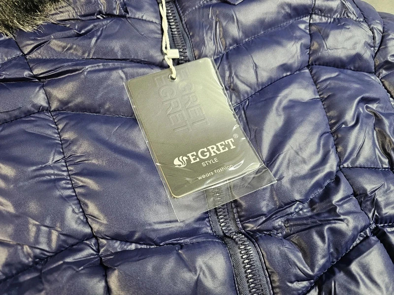 Damen Winterjacke EGRET – Größe S – Neu mit Etikett – Warm & Hochwertig | W10215
