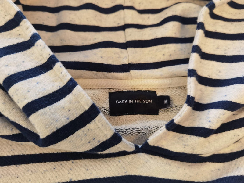 Bask in the Sun Herren Hoodie Gestreift Blau-Weiß Gr. M | 949