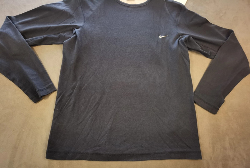 Nike Longsleeve / Langarmshirt Dunkelblau - Größe M - Vintage Look | 954