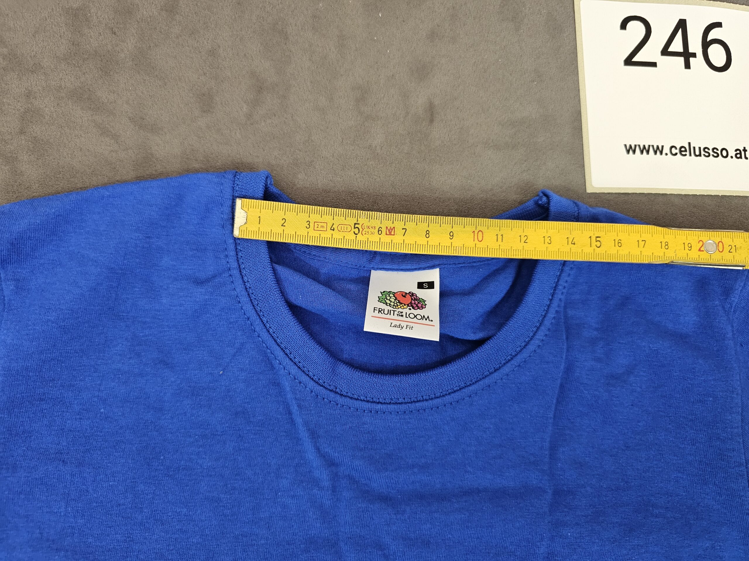 36 Stück Fruit of the Loom Lady-Fit T-Shirt Royalblau – Größe S – Bild 4