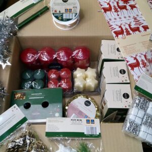 Home Creation Weihnachtsdeko- und Kerzenpaket, gemischtes Sortiment