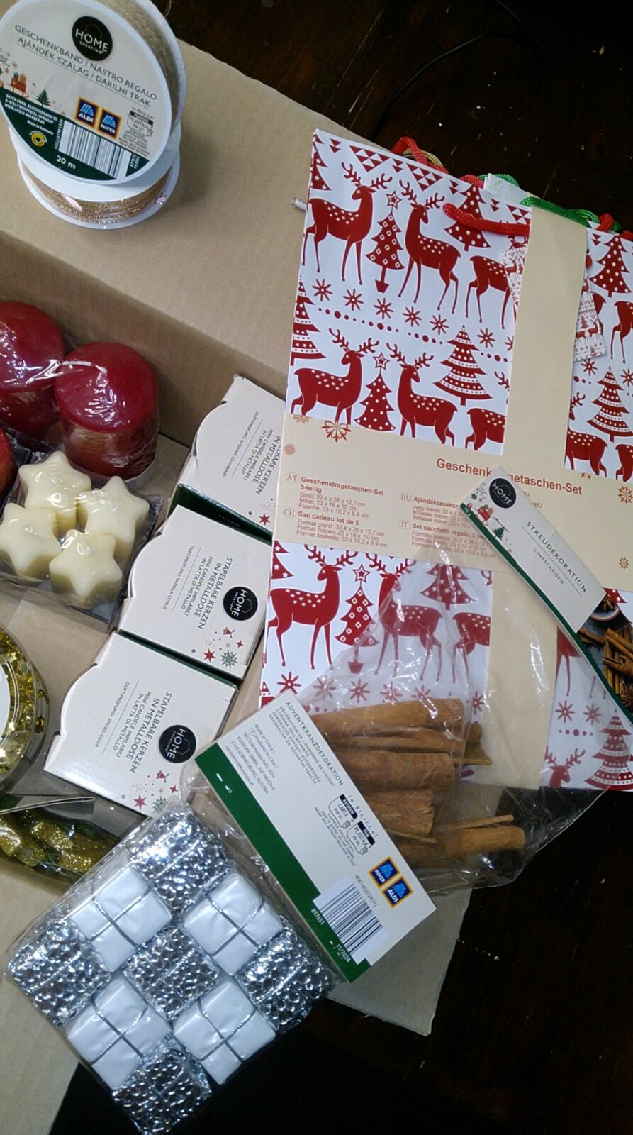 Home Creation Weihnachtsdeko- und Kerzenpaket, gemischtes Sortiment – Bild 3
