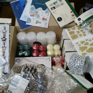 Gemischtes Kerzen- und Weihnachtsdeko-Paket – Restposten, Neu