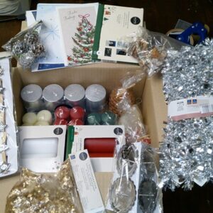 Gemischtes Kerzen- und Weihnachtsdeko-Paket – Neu
